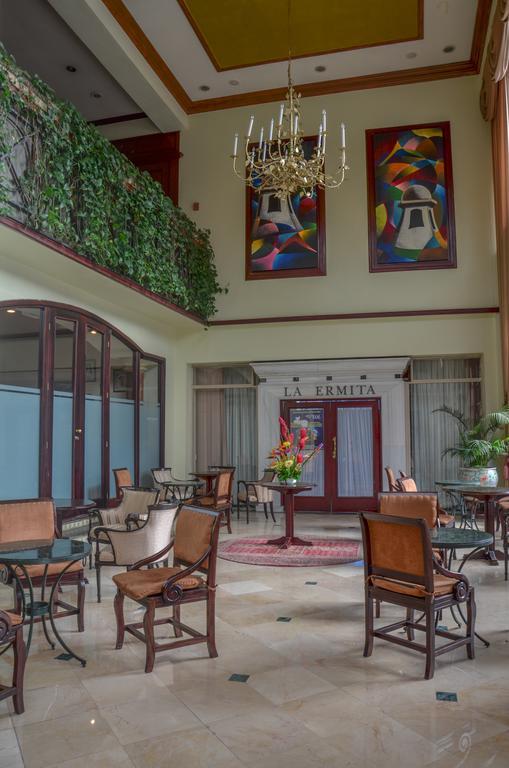 Crowne Plaza Guatemala Hotell Eksteriør bilde